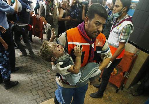 في خرق للتهدئة .. استشهاد أربعة فلسطينيين بقصف عنيف لرفح
