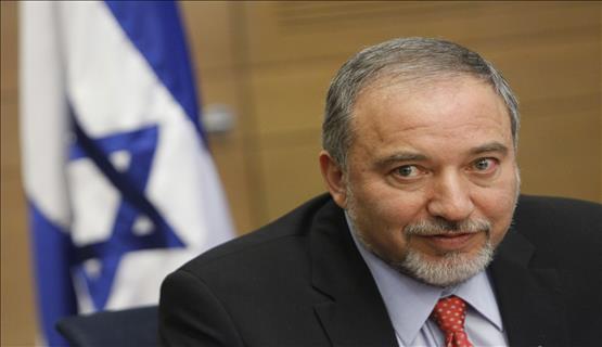 حماس والجهاد: استقالة ليبرمان اعتراف بالهزيمة في غزة