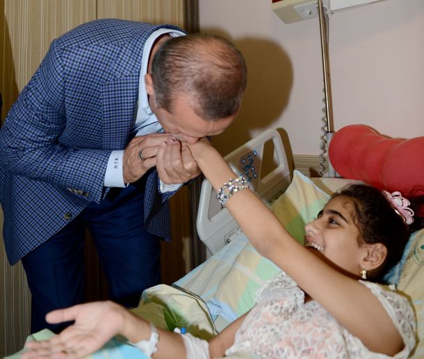 عودة 41 جريحًا لغزة بعد معالجتهم بتركيا