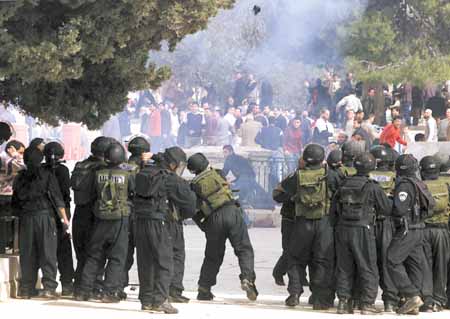 الأردن تحذر من عواقب استفزازات الاحتلال في القدس المحتلة