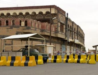 واشنطن تنفي استهداف سفارتها في اليمن بهجوم صاروخي