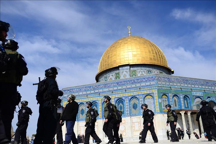 الأوقاف الفلسطينية تحذر من تصاعد الانتهاكات الإسرائيلية ضد المقدسات
