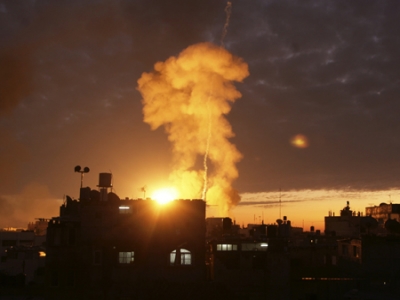 13 غارة صهيونية على قطاع غزة