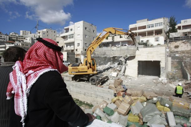حماس: جريمة هدم المنازل في الضفة تكشف فاشية الاحتلال