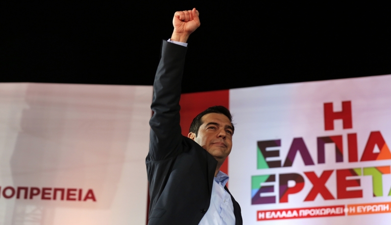 نصف أعضاء حكومة اليونان يصلون إلى الكيان غداً