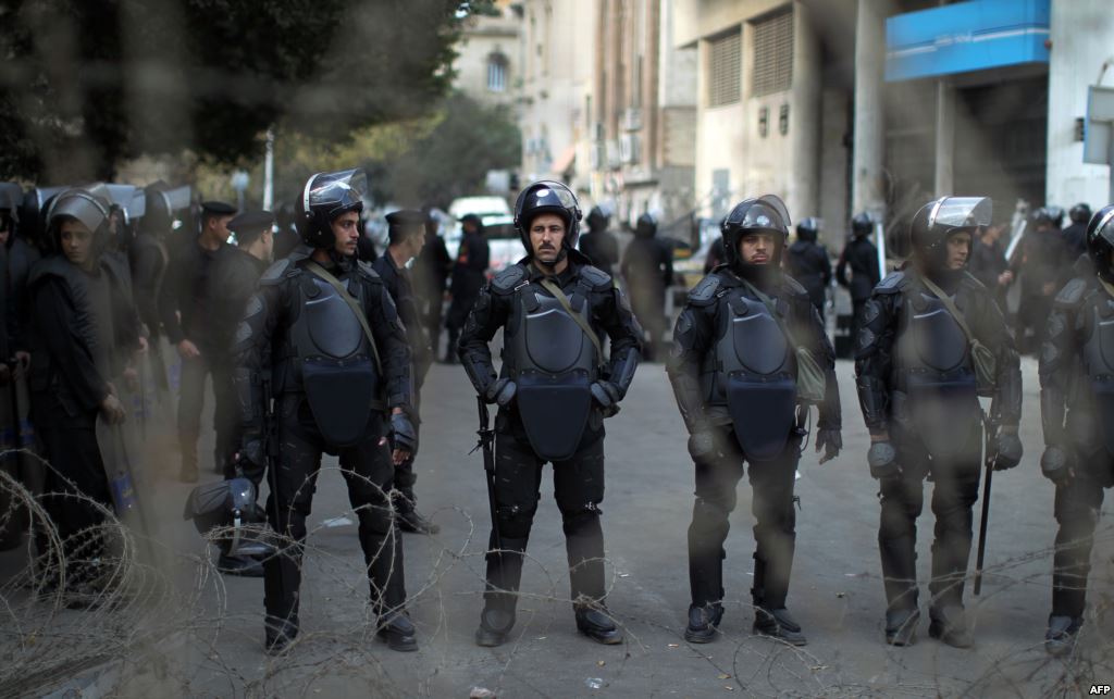 الأمن المصري يقتل شخصين في تبادل إطلاق نار شمالي البلاد