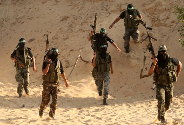 الاحتلال يتابع مناورات القسام شمال قطاع غزة
