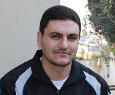 تحويل الأسير الصحفي محمد منى للاعتقال الإداري