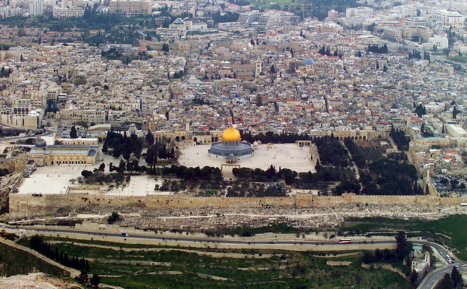 مواجهة جديدة بـاليونسكو بشأن القدس والخليل