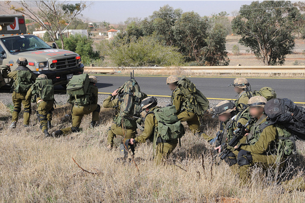 مقتل جندي إسرائيلي خلال تدريب عسكري قرب حيفا