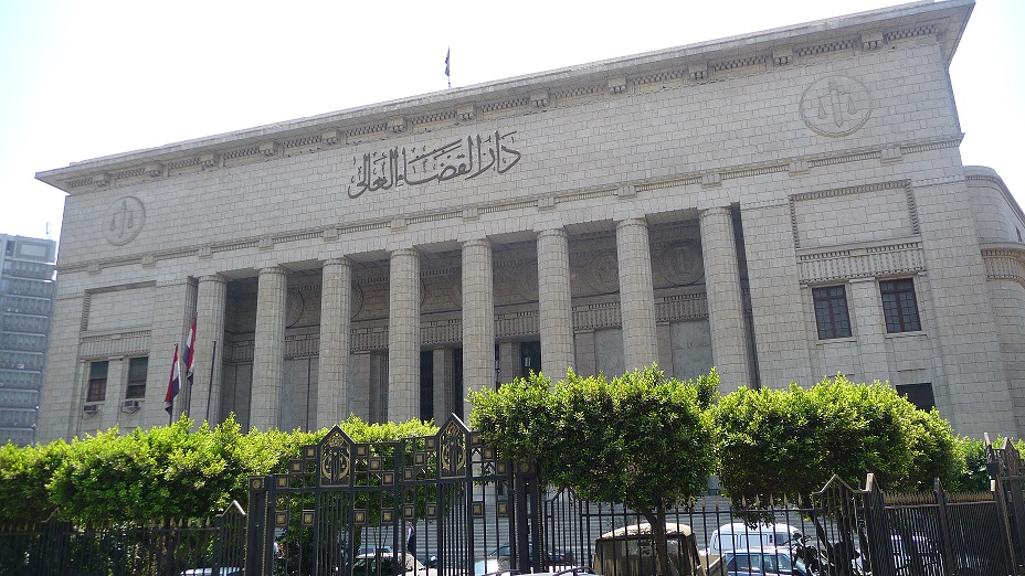 مصر.. هيئة قضائية تخالف قانون السيسي