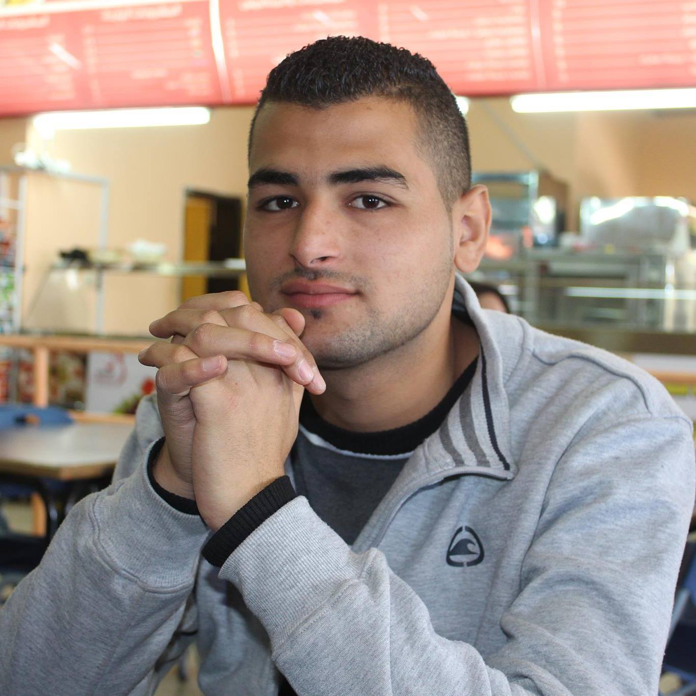 الاحتلال يفرج عن الطالب عمر كسواني بعد 4 أعوام اعتقال