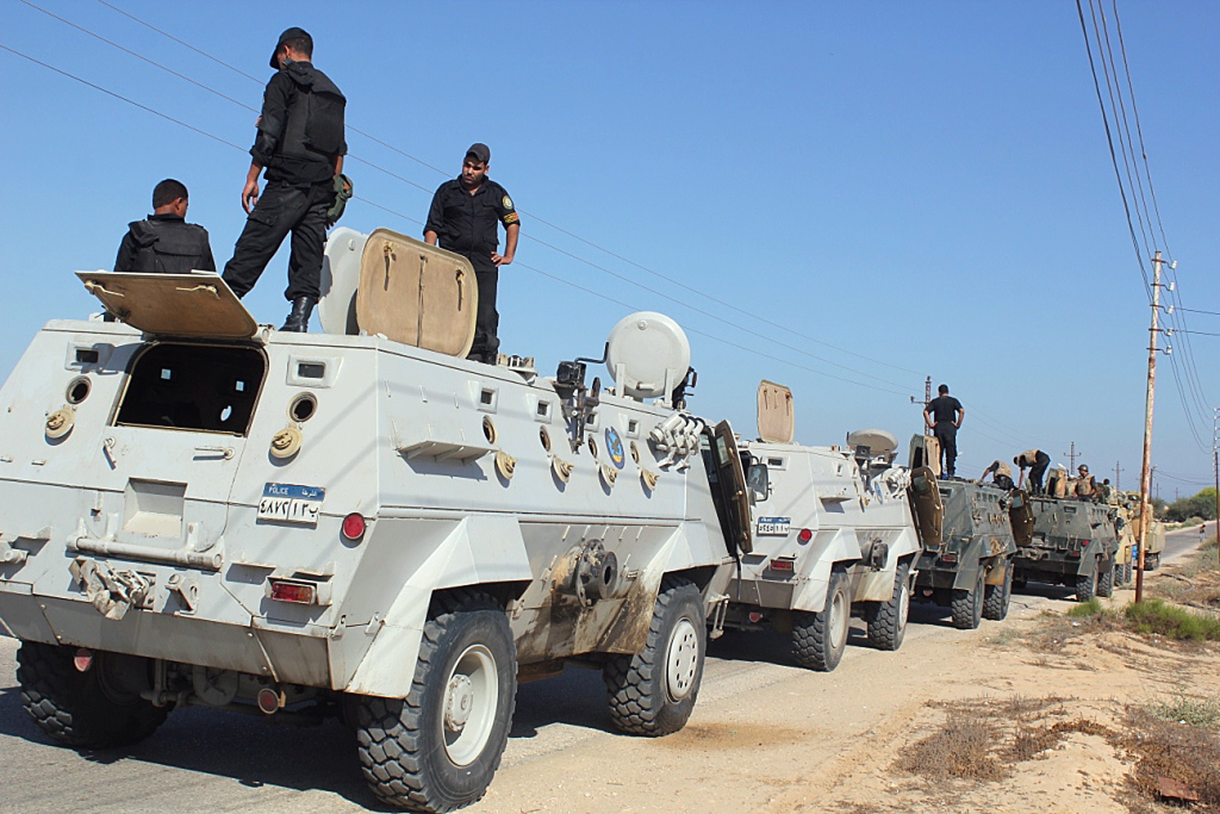 الجيش المصري يعلن قتل 10 مسلحين في سيناء