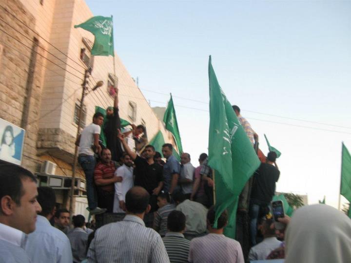 صور استقبال جثامين شهداء مدينة الخليل