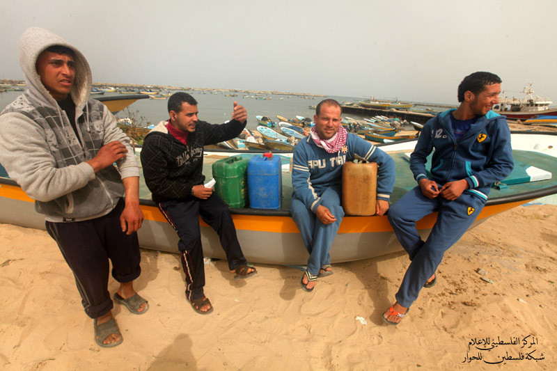 صور من داخل ميناء غزة يظهر الشلل التام فيها بسبب أزمة الوقود التي يعيشها قطاع غزة