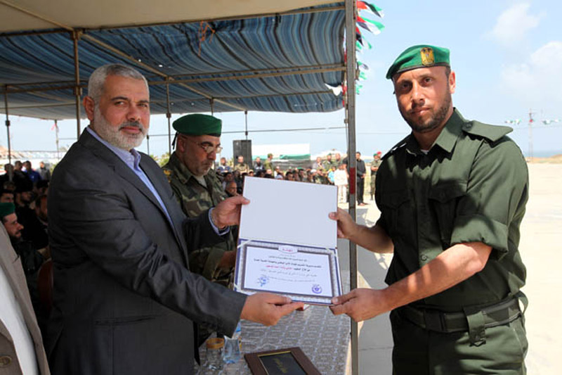 رئيس الوزراء إسماعيل هنية يشارك في تخرج دورة شهداء الأمن الوطني بغزة