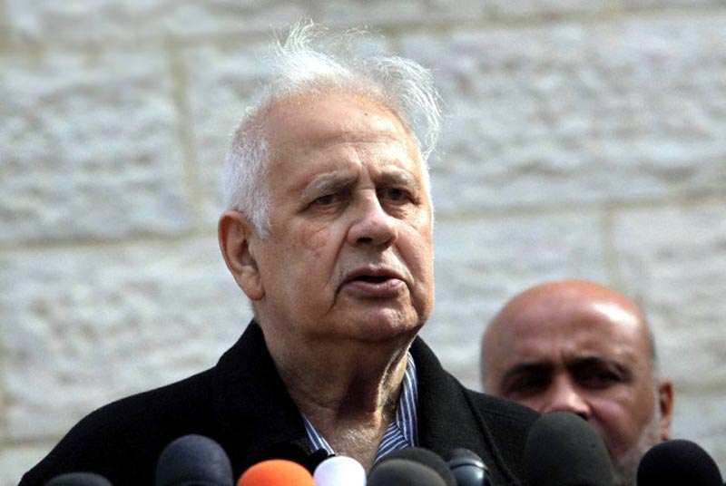 مؤتمر صحفي لرئيس لجنة الانتخابات حنا ناصر في مدينة غزة ولقاء أبو العبد هنية