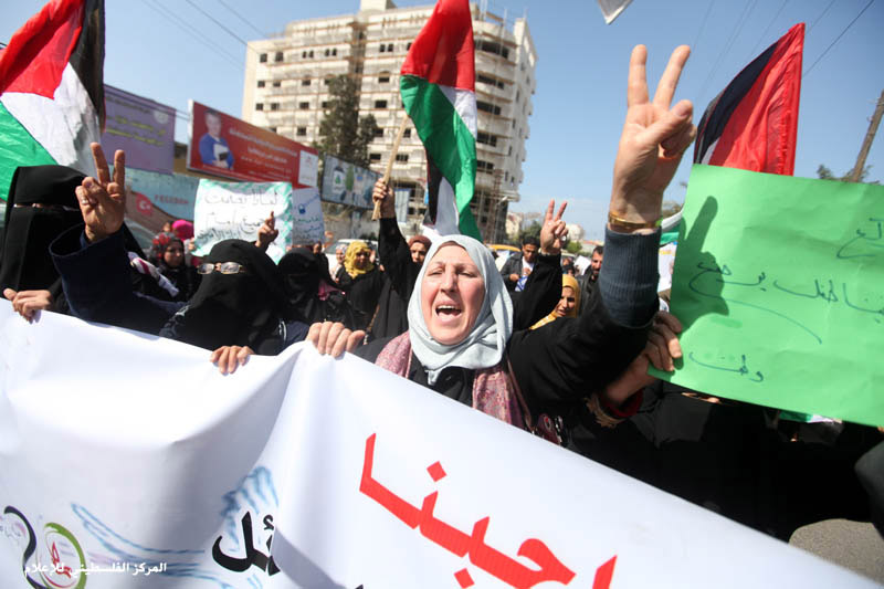 مسيرة غزة نصرة للأسرى وغضباً لاستشهاد الأسير عرفات جرادات