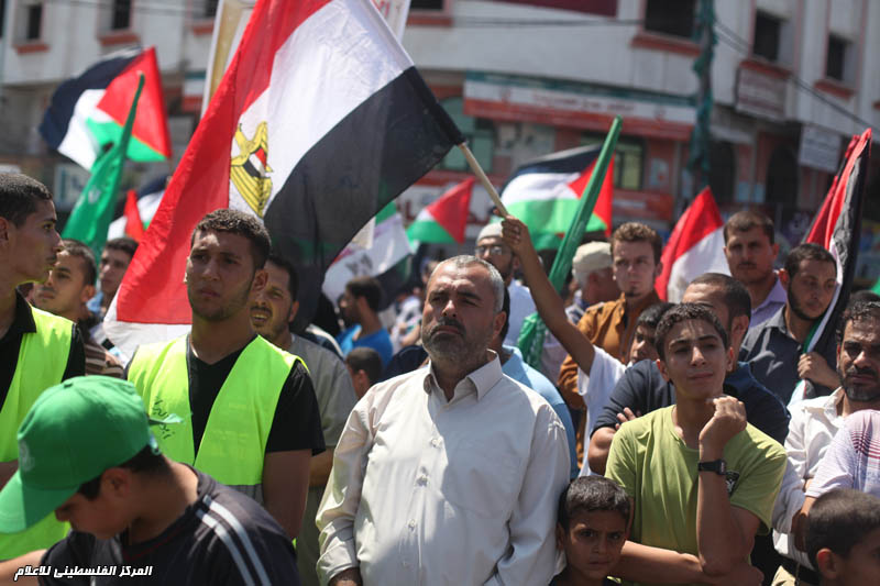 الفصائل الفلسطينية خلال مسيرة رفض المفاوضات العبثية والانقلاب العسكري في مصر
