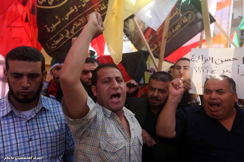 الفصائل بغزة تنظم جنازة رمزية للشهيد حسن الترابي من الضفة الغربية