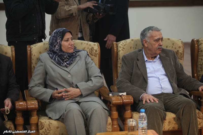 استقبال اسماعيل هنية لوفد من حركة فتح