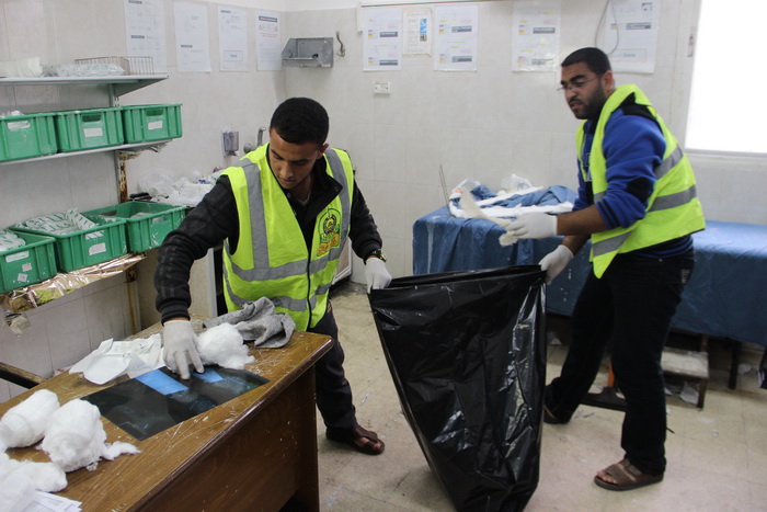العمل الجماهيري في حركة حماس تطلق حملة تطوعية لتنظيف مستشفيات غزة