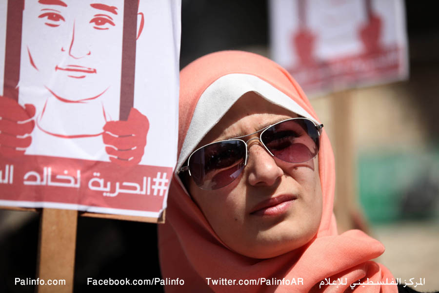 مسيرة في غزة تدعو للإفراج عن الطفل الفلسطيني خالد الشيخ من سجون الاحتلال
