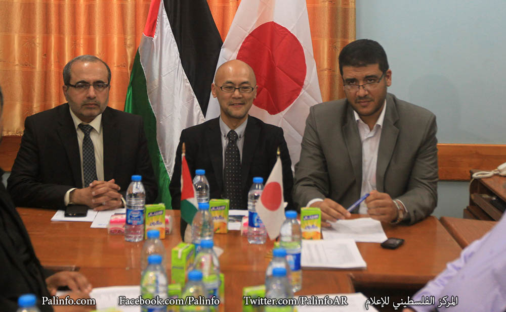 السفير الياباني جونيا ماتسورا يزور مستشفى الشفاء بغزة