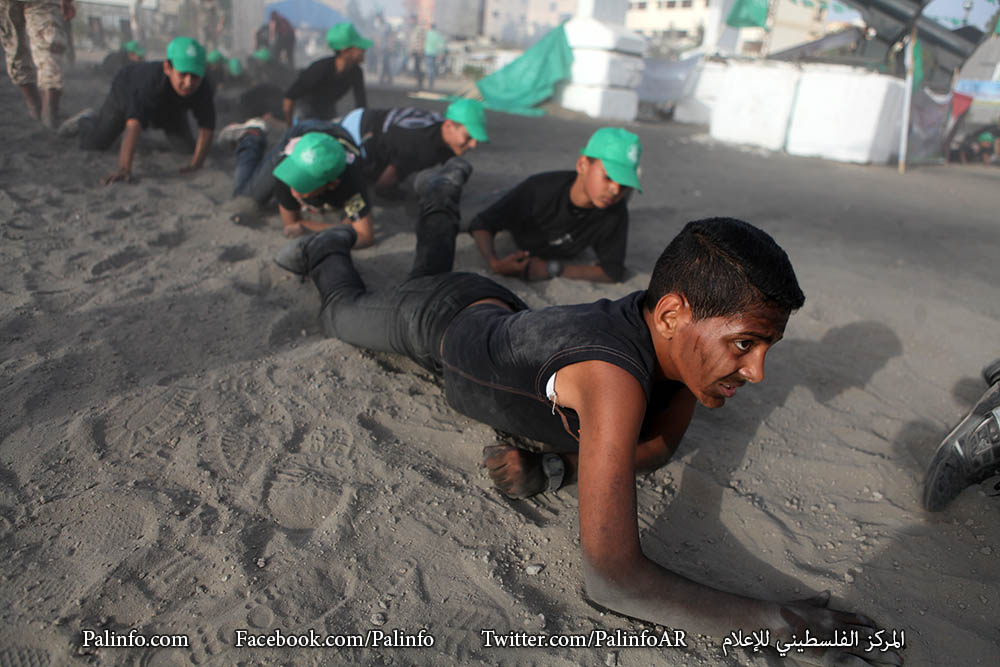 حماس تفتتح مخيماتها الصيفية في قطاع غزة بعنوان فرسان حماس