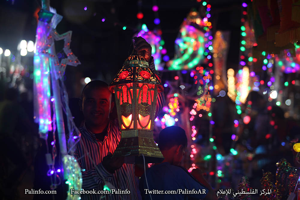 أجواء استقبال شهر رمضان في مدينة غزة
