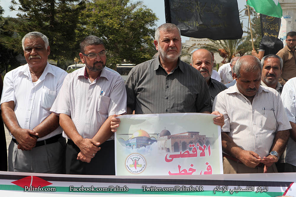 الجهاد الإسلامي وفصائل المقاومة خلال وقفة للدفاع عن الأقصى في مدينة غزة