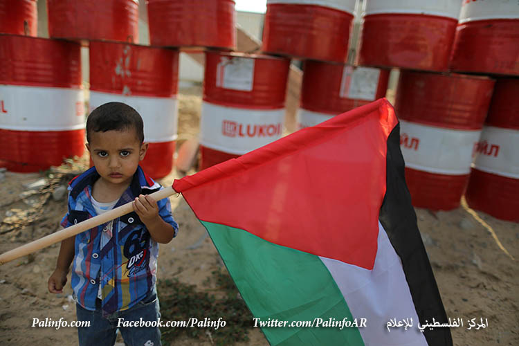 مسيرة تضامنا مع الفلسطينيين في الضفة الغربية والقدس أمام مقر الأمم المتحدة بغزة