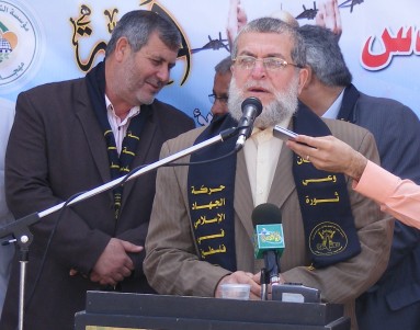 عزام: الرد على أي تصعيد صهيوني رد طبيعي ومشروع
