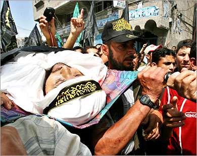 استشهاد قيادي من السرايا متأثرًا بإصابته في استهداف صهيوني شمال القطاع