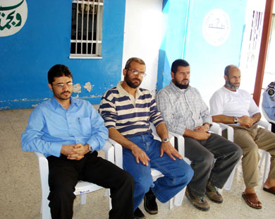 الحركة الإسلامية بالأردن تقيم احتفالاً حاشداً للأسرى المحـررين الأربعة