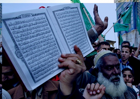 رزقة: فلسطين الثالثة إسلامياً في حفظ القرآن