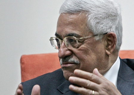 عباس يلغي زيارته إلى غزة سخطاً على رفض حماس الاعتراف بالكيان الصهيوني