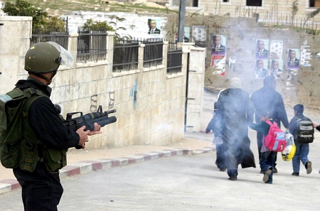 تقرير: الاحتلال ضاعف اعتداءاته ضد الفلسطينيين الشهر الماضي