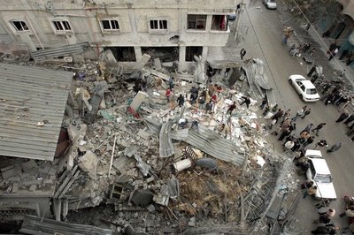 شرق غزة: مواطنون مفجوعون من حجم الدمار يروون قصصا مأساوية