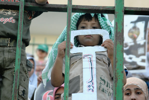 اللاجئون الفلسطينيون المشردون يستعدون لإحياء الذكرى الستين لنكبتهم