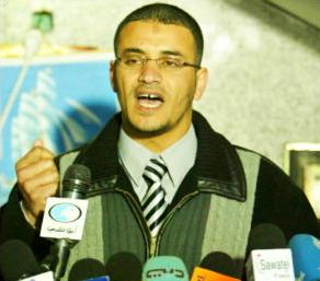 أجنحة مقاومة تطالب عباس بالتراجع عن خطابه بشأن الاعتراف
