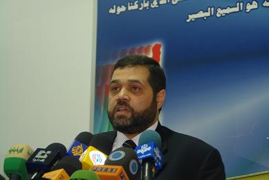 حمدان يكشف عن محاولات لعرقلة جهود المصالحة الوطنية في القاهرة