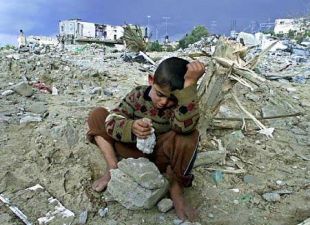فرحات: نرفض تسييس إعادة الإعمار ومساعدة الشعب الفلسطيني يجب أن تكون دون اشتراطات
