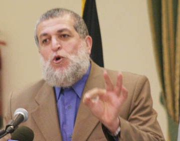 عزام: لن نقبل المساومة على القدس والمسجد الأقصى.. ونحيي وقفة المقدسيين