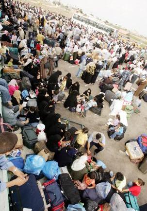 فتح معبر رفح الحدودي الثلاثاء بعد تفاقم أزمة العالقين عنده