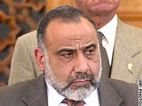 إصابة نائب الرئيس العراقي في انفجار في وزارة الأشغال في بغداد