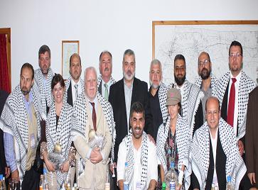 هنية يستقبل وفد قافلة الأمل ويؤكد أن إرادة الشعب الفلسطيني ستنتصر