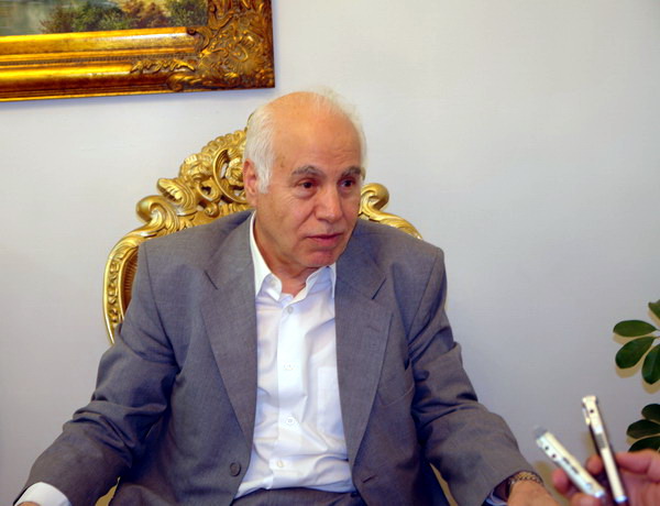 في حوار مع المركز الفلسطيني للإعلام عن فلسطين والعرب والثقافة