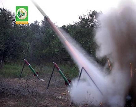 صواريخ المقاومة تواصل الانطلاق ومأزق حكومة الاحتلال وقواتها يتعاظم