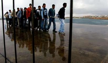 مفوضية اللاجئين ترحِّب بالاعتراف الأوروبي بعدم جدوى الاكتفاء بتحصين الحدود